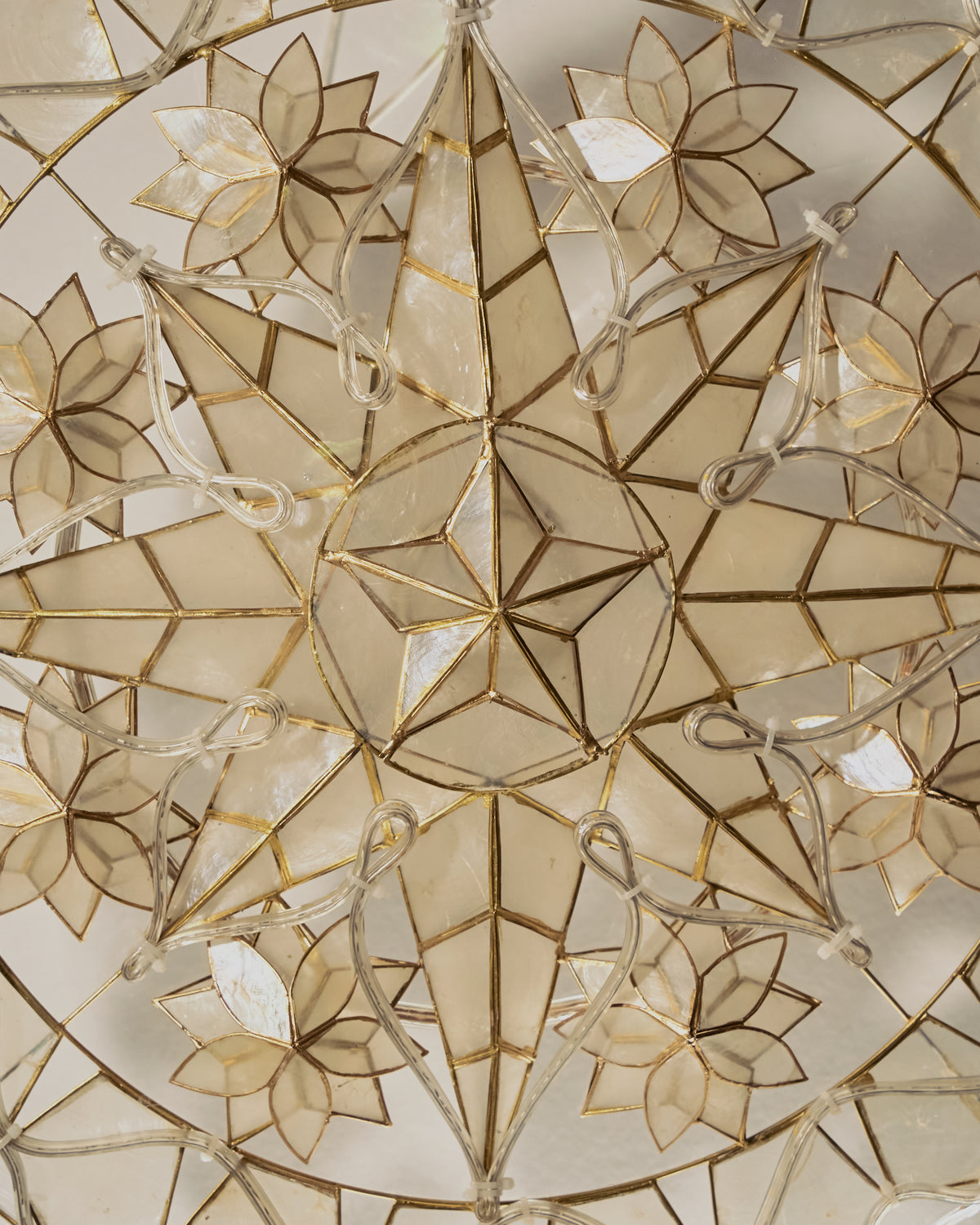 PREORDER White Tala Capiz Parol (ST46)